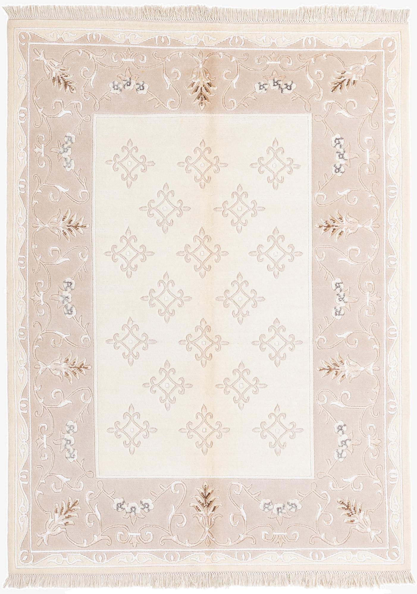 4' 11 x 6' 9 Darya Rug