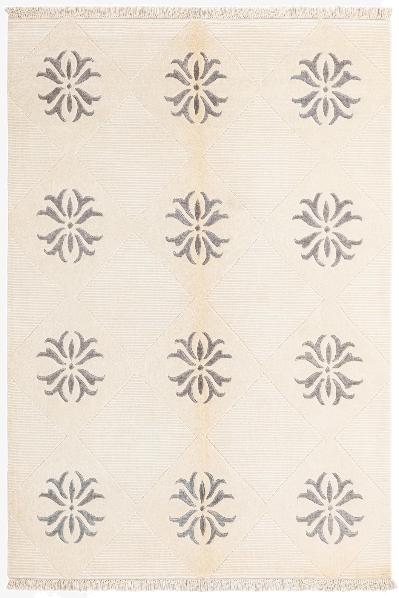 4' 7 x 6' 9  Hand Knotted Darya Wool Rug