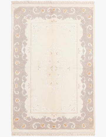3' 11 x 5' 11 Hand Knotted Darya Wool Rug