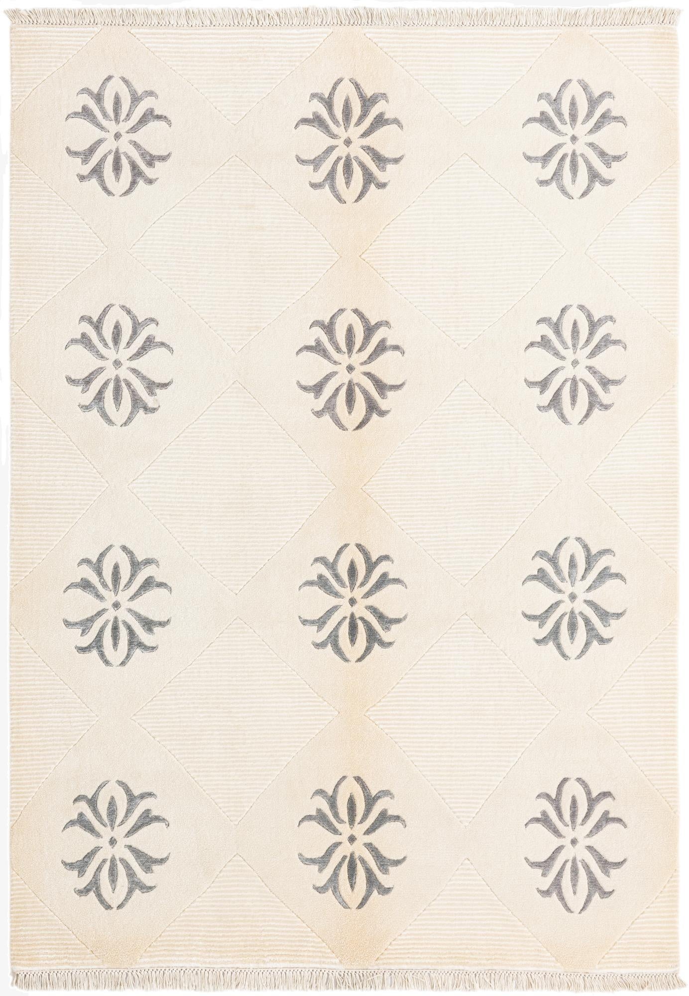 4' 7 x 6' 9  Hand Knotted Darya Wool Rug