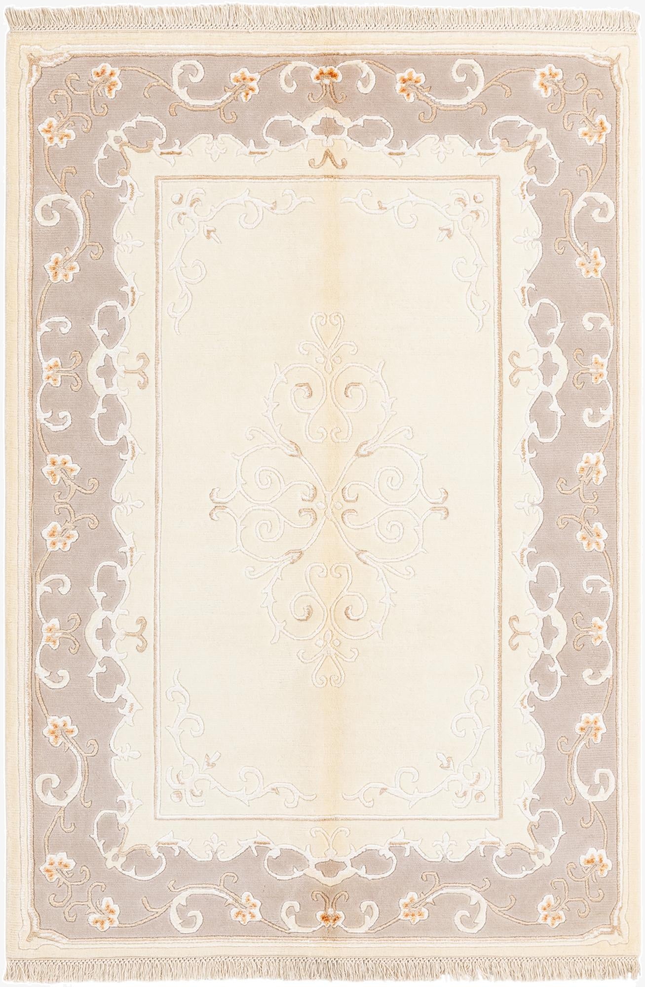 4' x 5' 10  Hand Knotted Darya Wool Rug