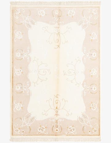 4' 1 x 5' 9 Darya Rug