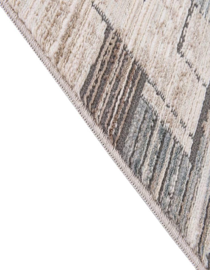 Detail image of 6' 8 x 9' 6 Deepa Rug