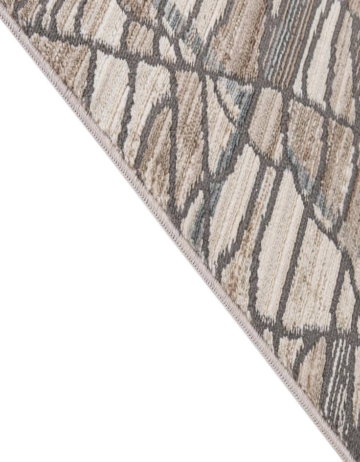 Detail image of 6' 7 x 9' 7 Deepa Rug