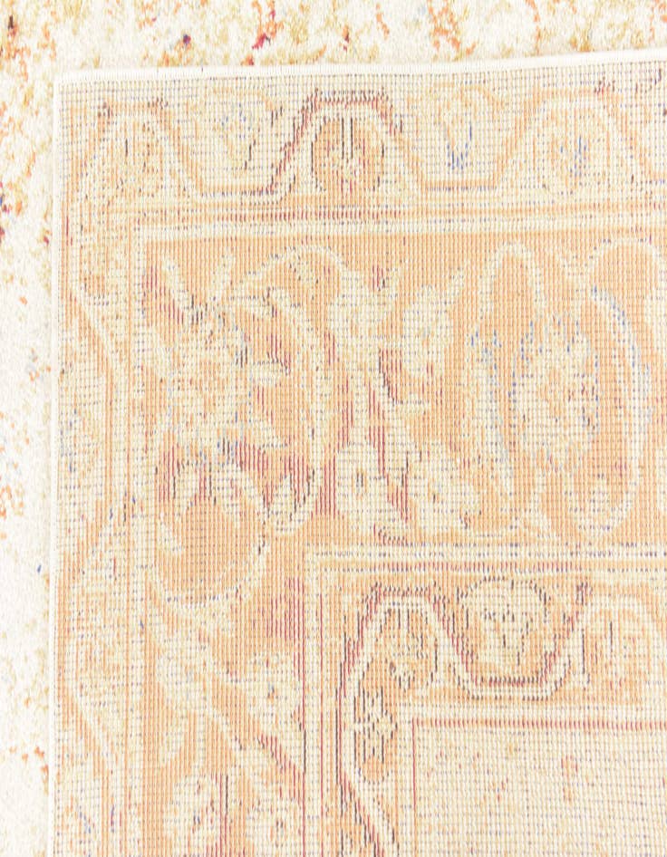 Detail image of 5' 2 x 7' 7 Delilah Rug