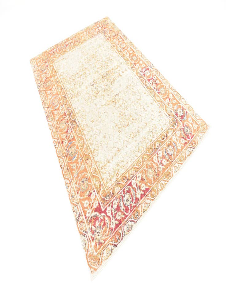 Detail image of 5' 2 x 7' 7 Delilah Rug