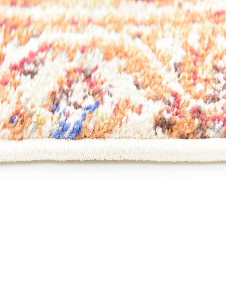 Detail image of 5' 2 x 7' 7 Delilah Rug