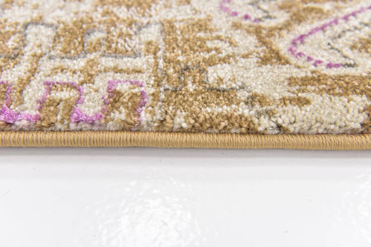 Detail image of 6' 7 x 9' 10 Delilah Rug