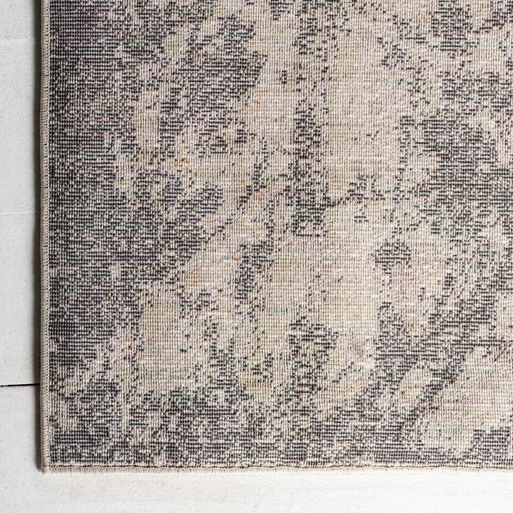Detail image of 2' x 3' Delilah Rug