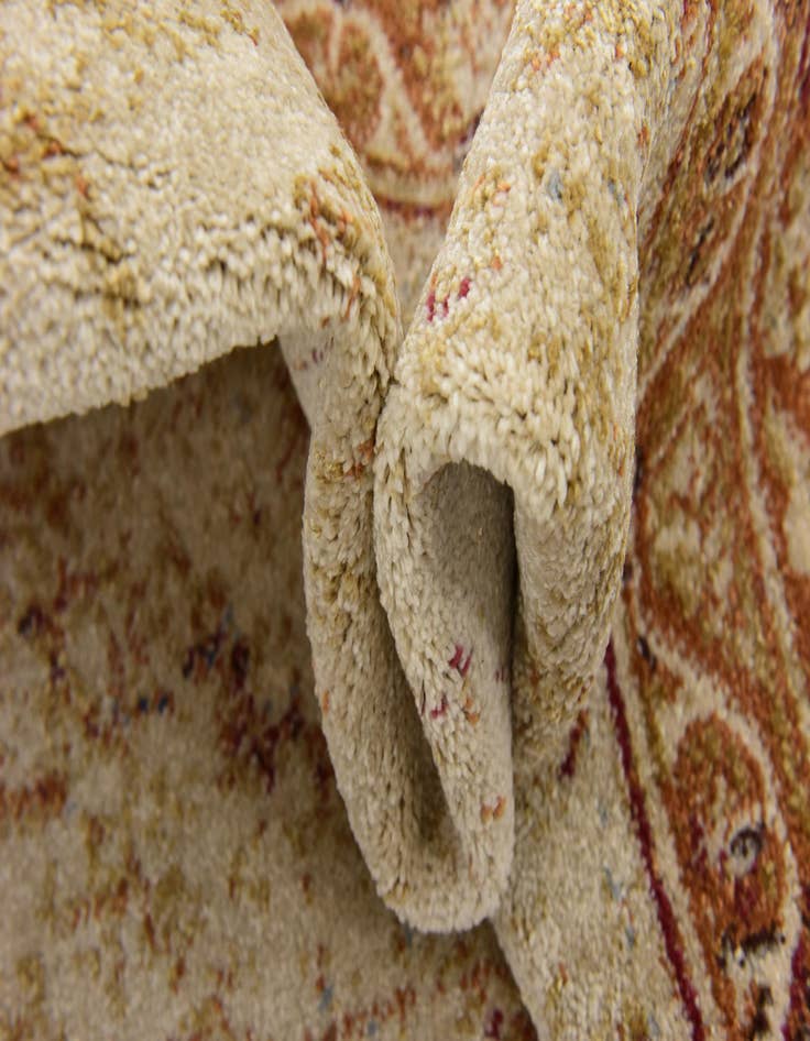 Detail image of 5' 2 x 7' 7 Eden Rug