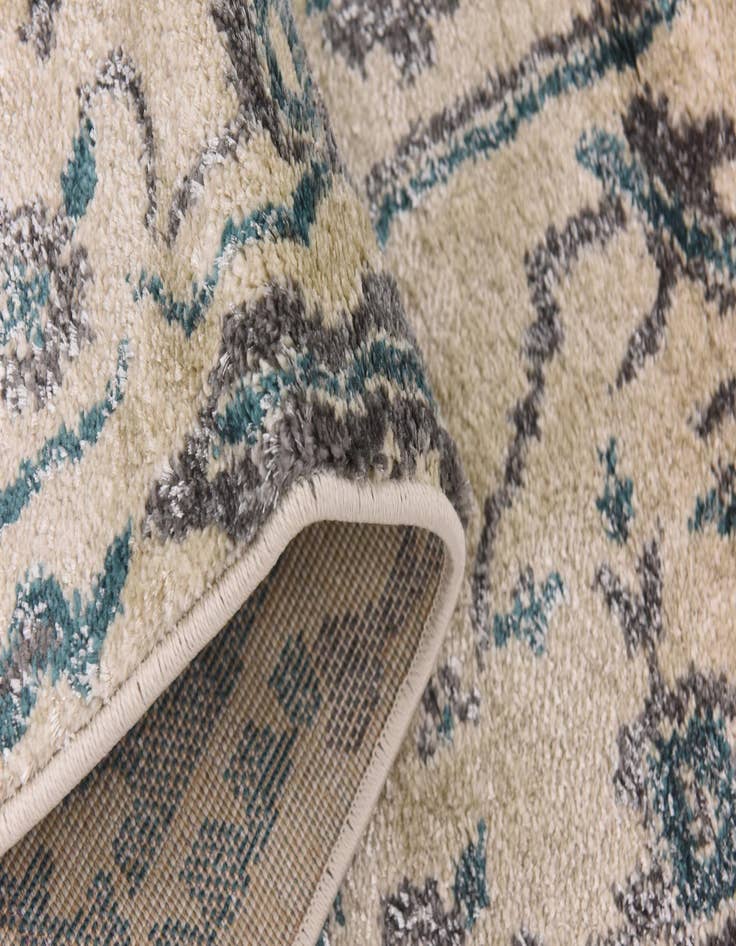 Detail image of 5' x 7' 9 Eden Rug