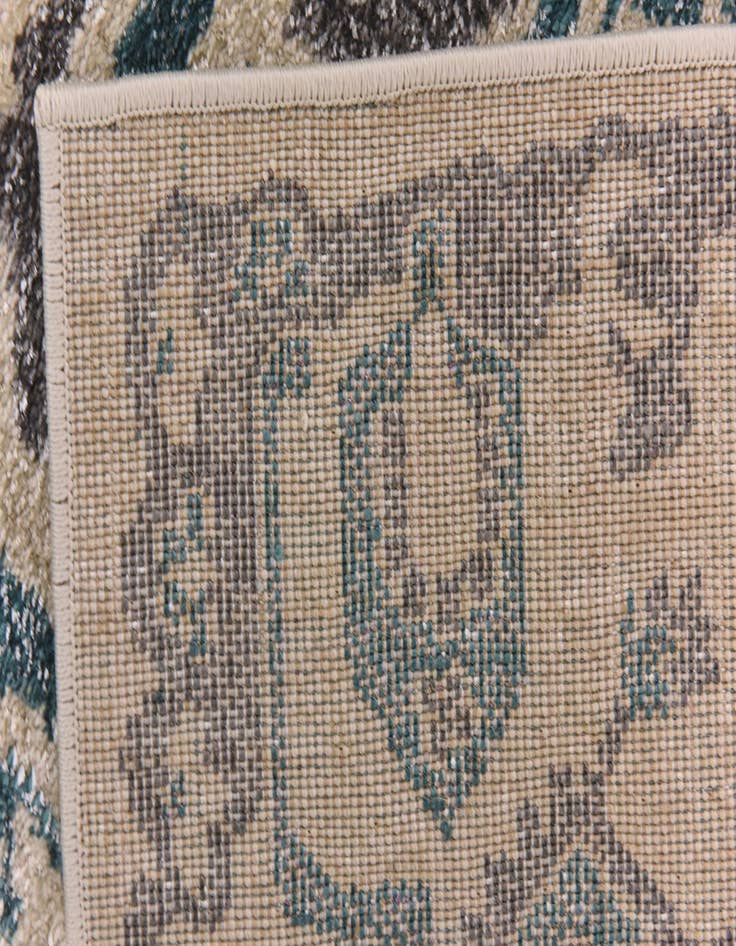 Detail image of 5' x 7' 9 Eden Rug
