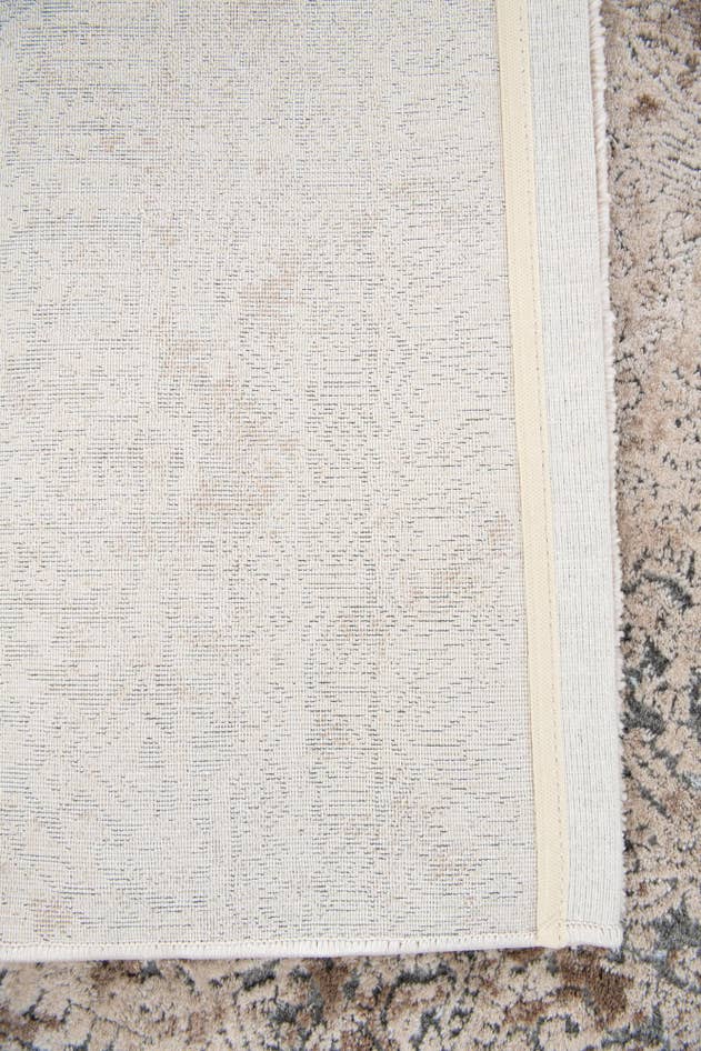 Detail image of 5' 2 x 7' 8 Eliza Rug