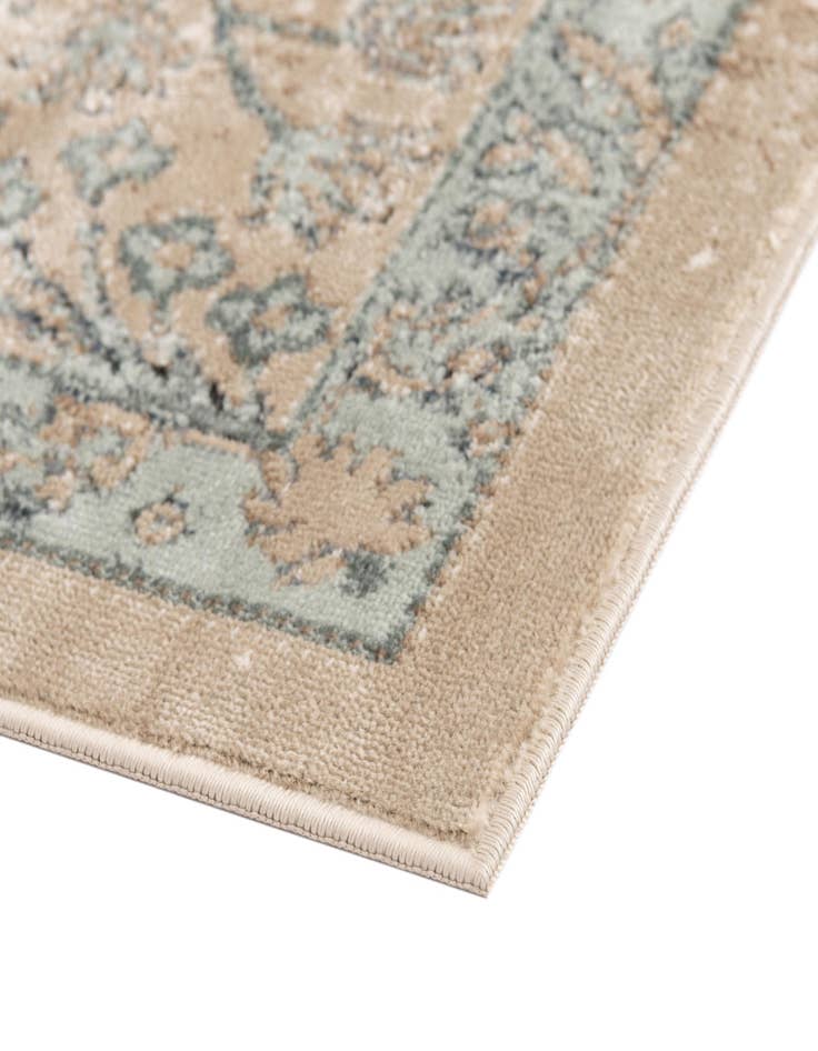 Detail image of 6' 7 x 9' 6 Eliza Rug