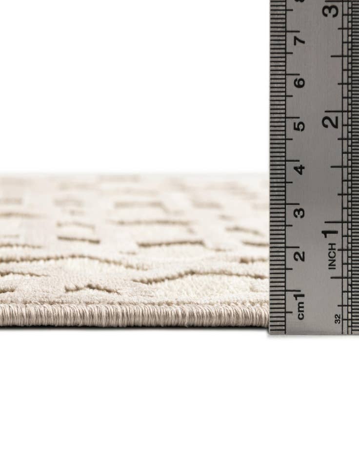 Detail image of 1' 8 x 2' 7 Eliza Rug