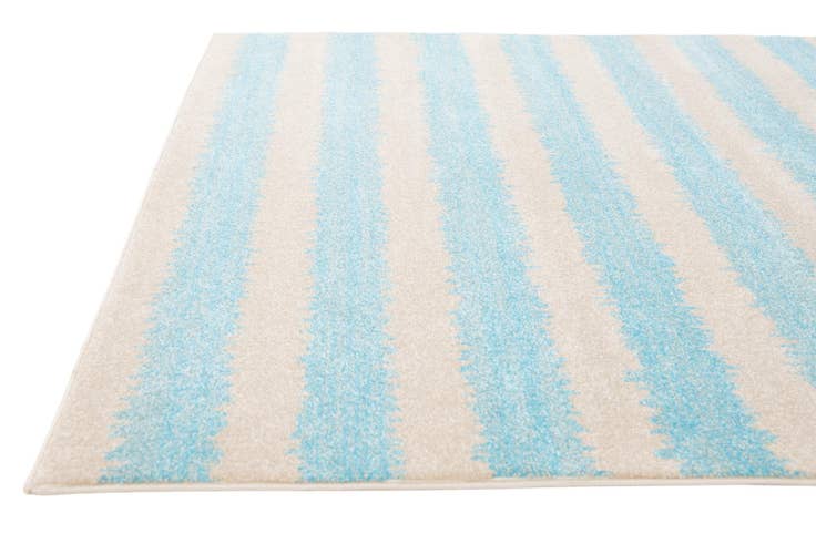 Detail image of 5' 3 x 7' 7 Equinox Rug