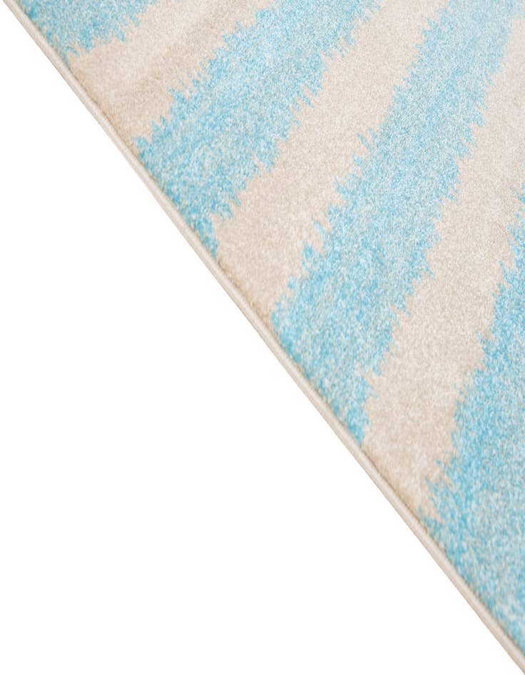 Detail image of 5' 3 x 7' 7 Equinox Rug