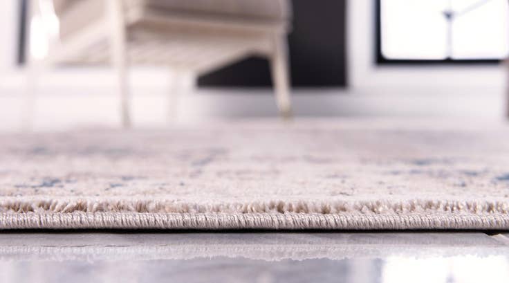Detail image of 9' 10 x 13' Estate Rug