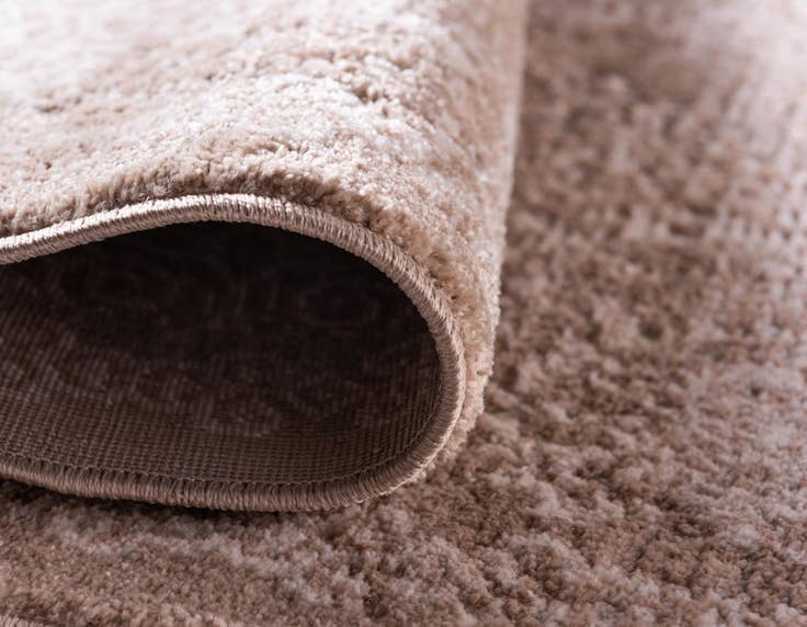 Detail image of 7' 10 x 11' Estate Rug