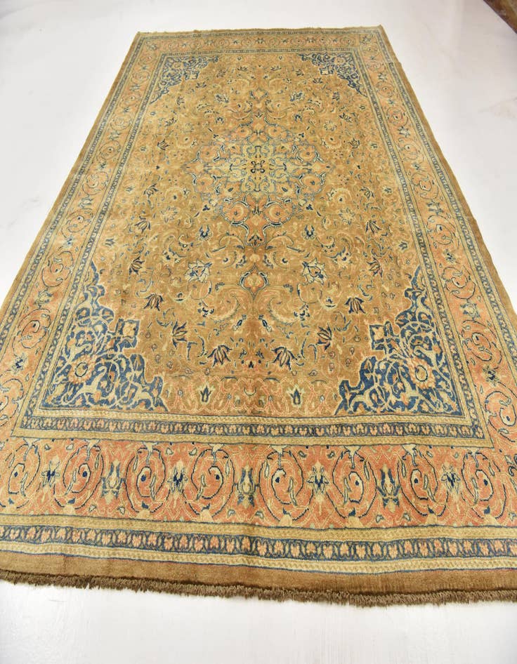 Detail image of 9' 9 x 13'  Hand Knotted Farahan Persian Wool Rug