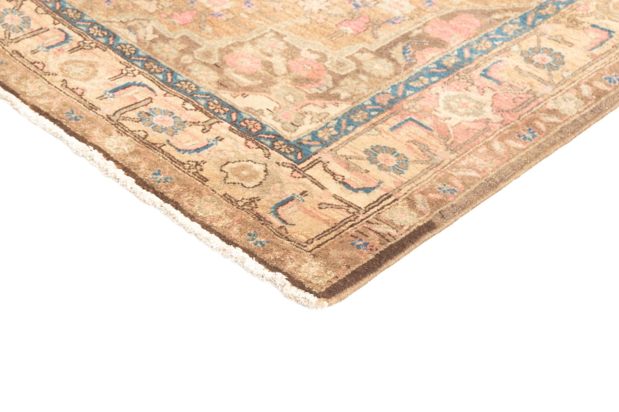 4' 11 x 9' Farahan Rug
