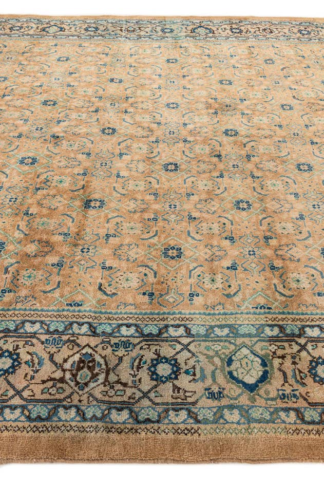 Detail image of 290cm x 390cm Hand Knotted Farahan Persian Wool Rug