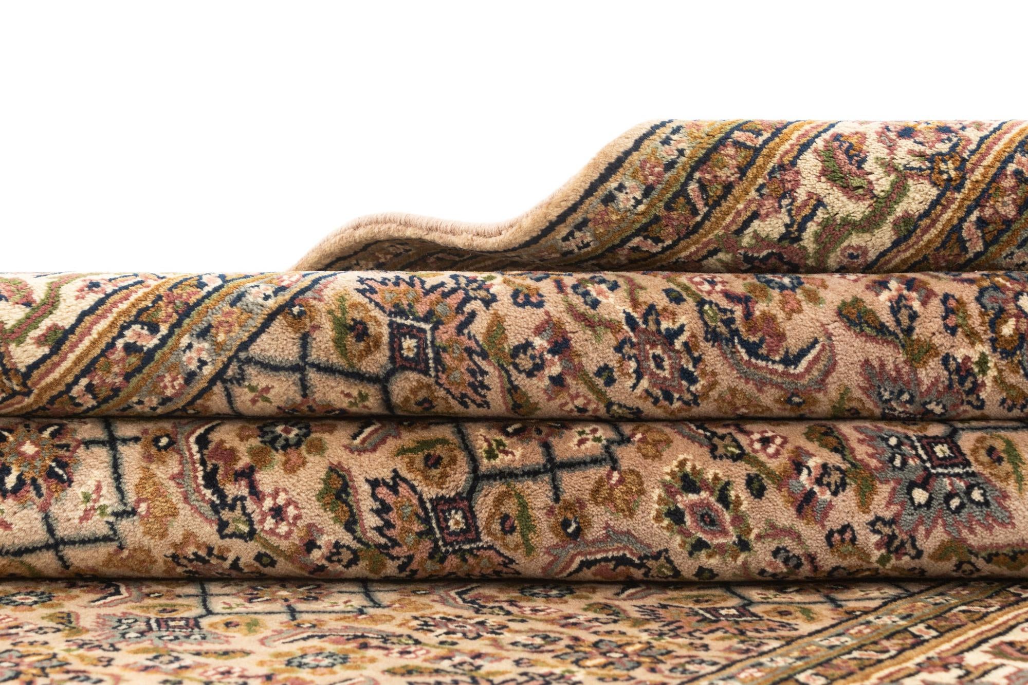 4' 11 x 10' 6 Feraghan Rug