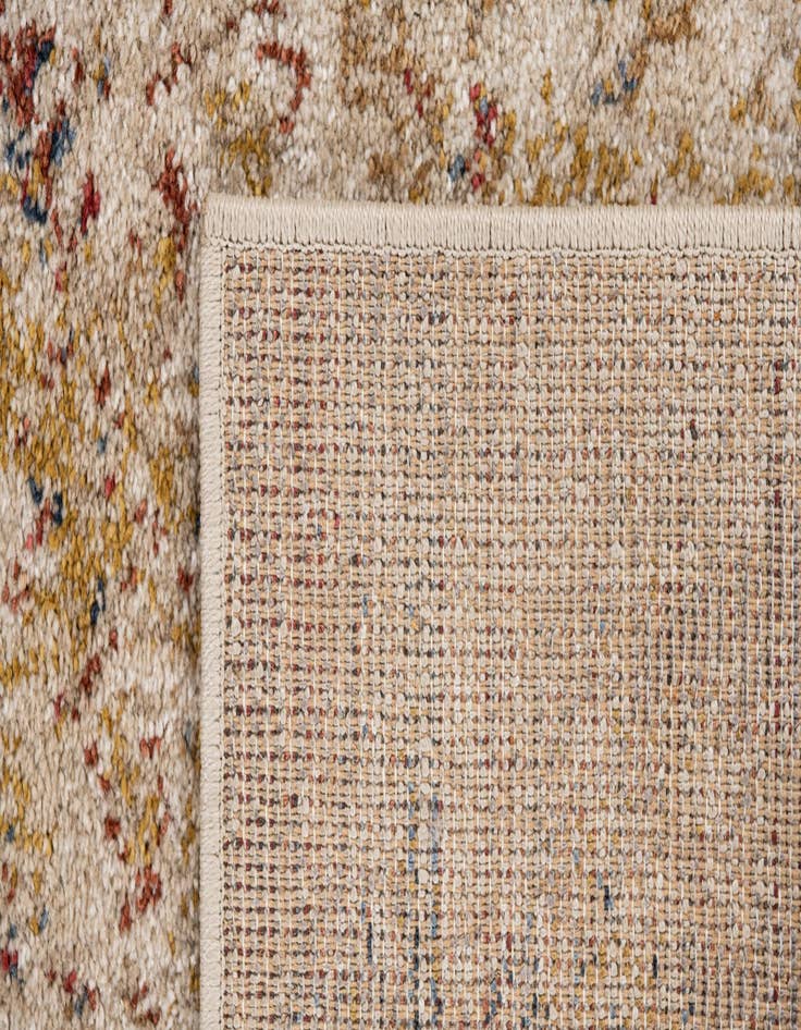 Detail image of 5' 3 x 7' 7 Fleur Rug