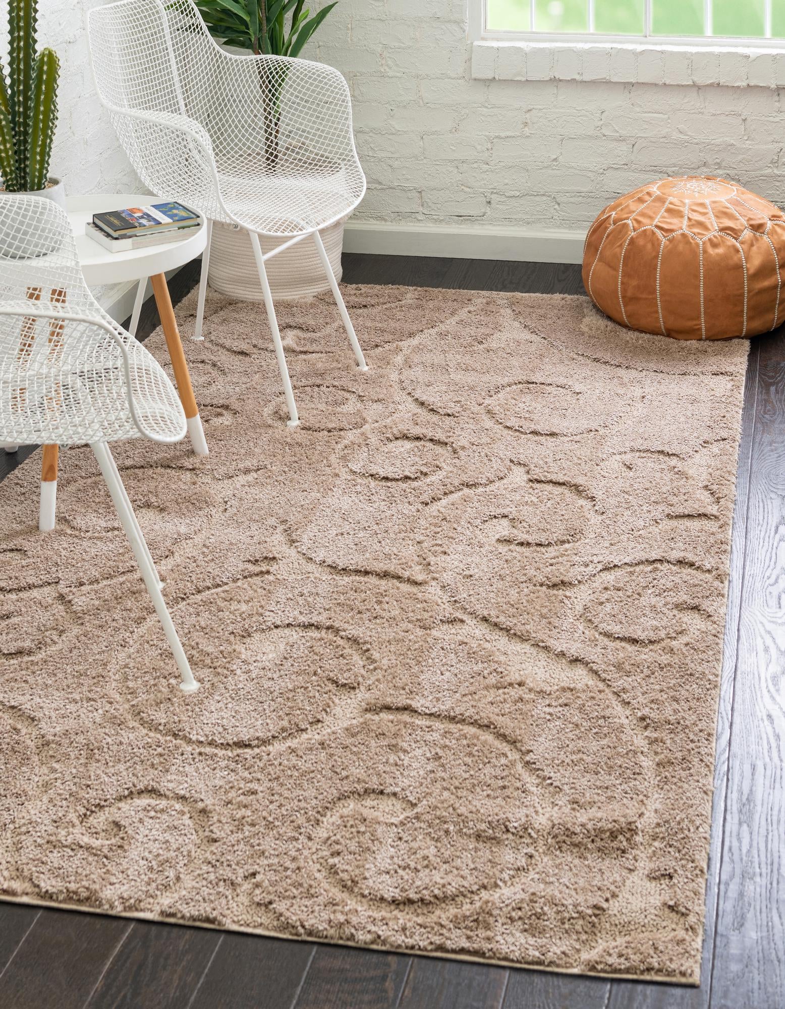 8' x 10' Floral Shag Rug