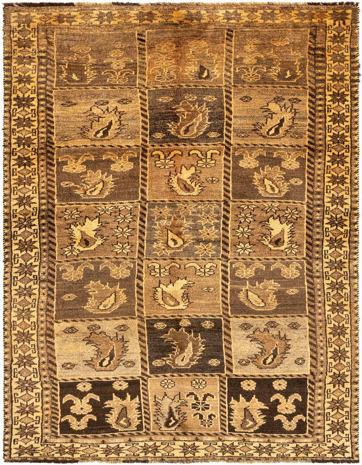 Detail image of 4' 8 x 8' 7 Gabbeh Wool Rug