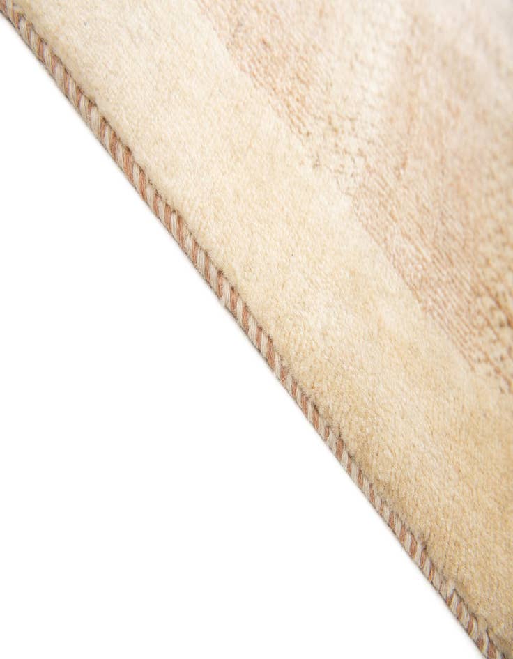 Detail image of 4' 1 x 6'  Hand Knotted Gabbeh Wool Rug