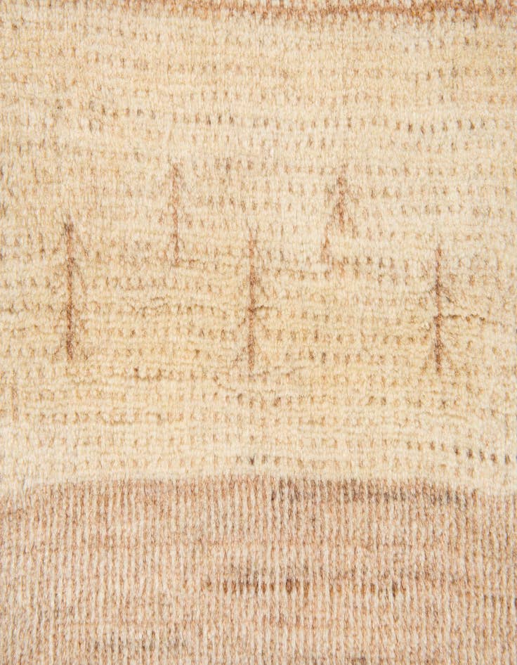 Detail image of 4' 1 x 6'  Hand Knotted Gabbeh Wool Rug