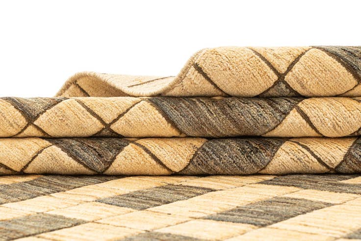 Detail image of 4' 11 x 6' 4 Gabbeh Rug