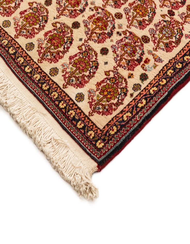 Detail image of 2' 4 x 4' Gabbeh Rug