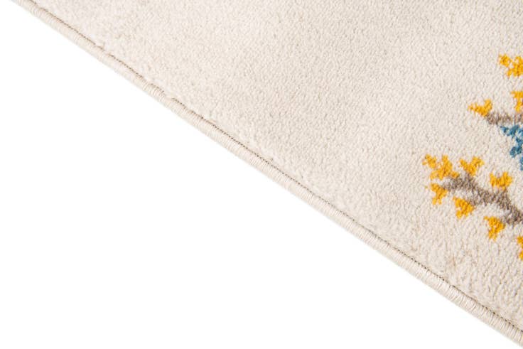 Detail image of 5' x 7' 3 Gabbeh Rug