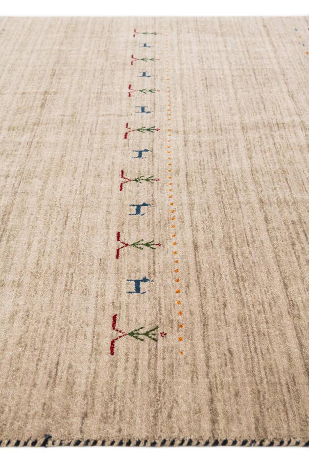 Detail image of 6' 6 x 9' 10 Hand Knotted Gabbeh Wool Rug