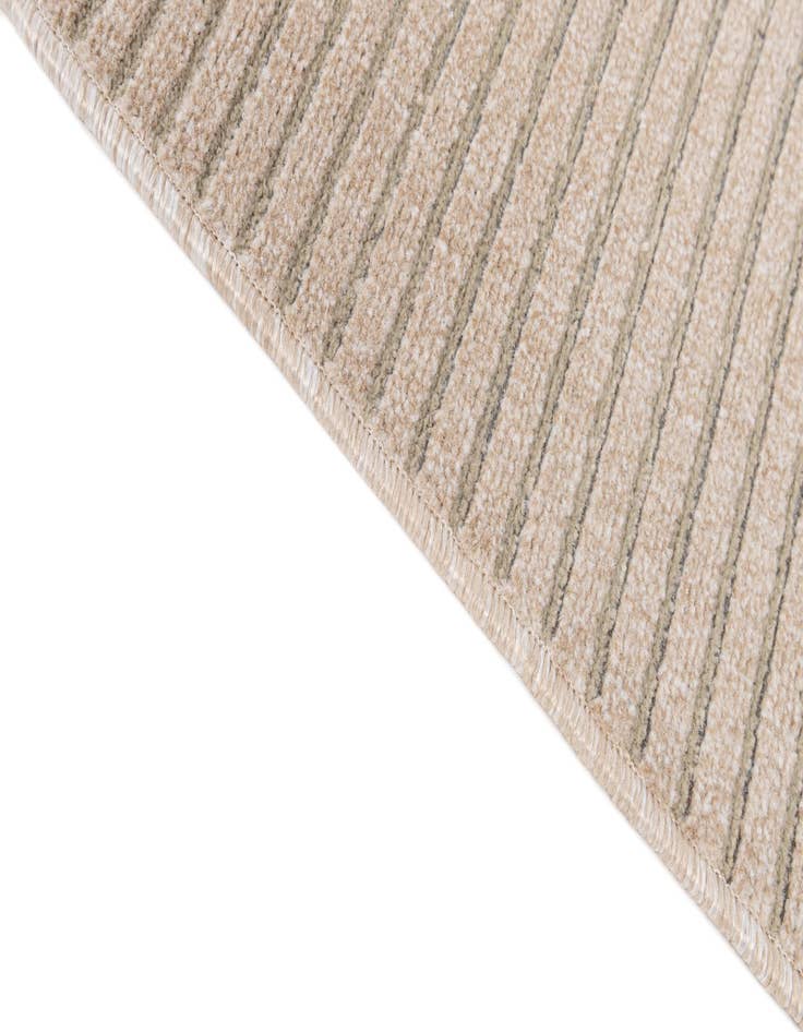 Detail image of 5' 3 x 7' 3 Gemstone Rug