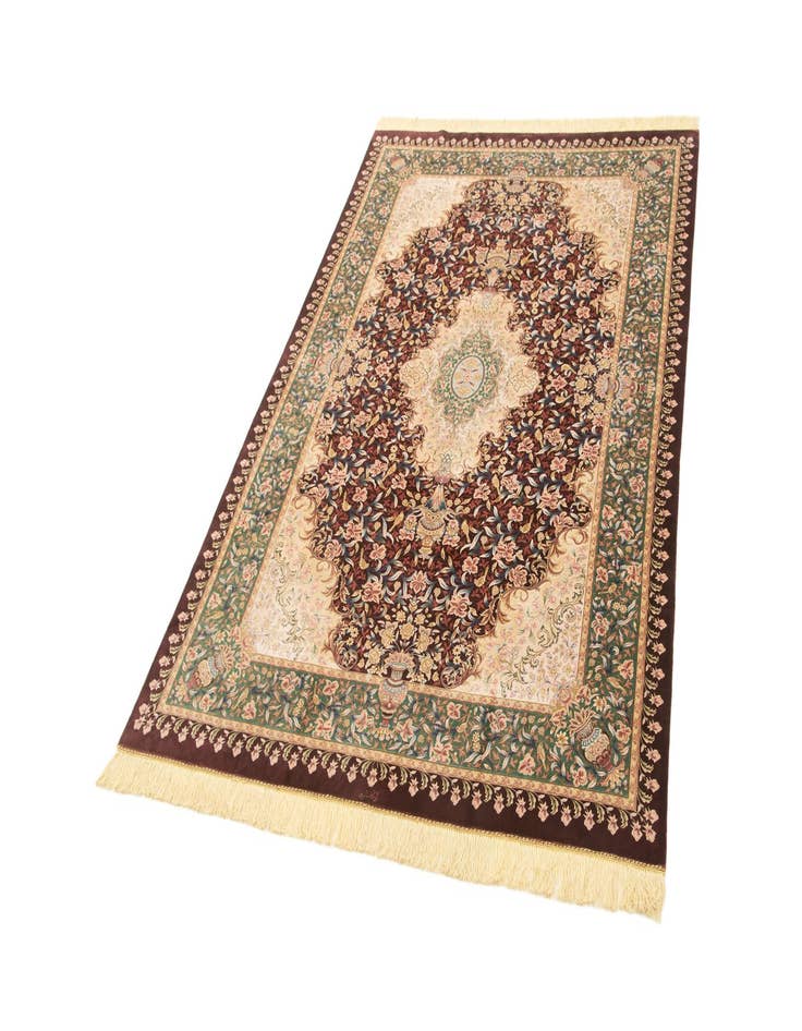 Detail image of 4' 9 x 7' 2 Ghom Design Rug