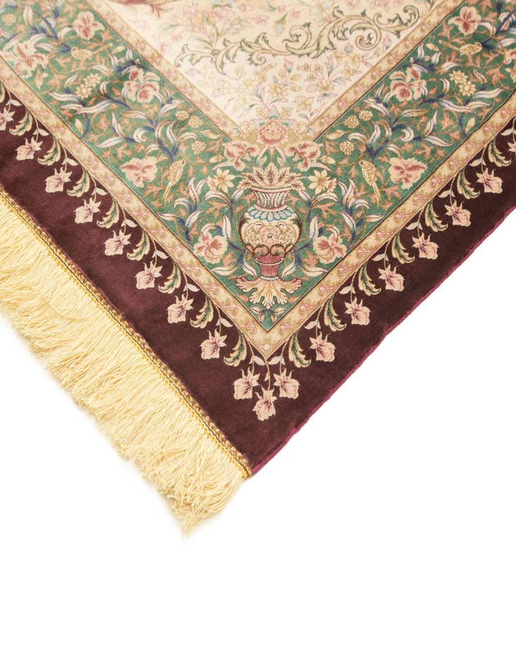Detail image of 4' 9 x 7' 2 Ghom Design Rug