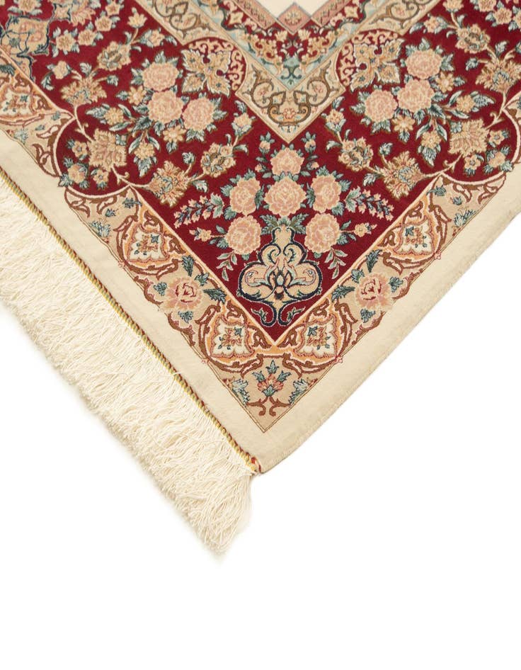 Detail image of 6' 5 x 9' 7 Ghom Design Rug