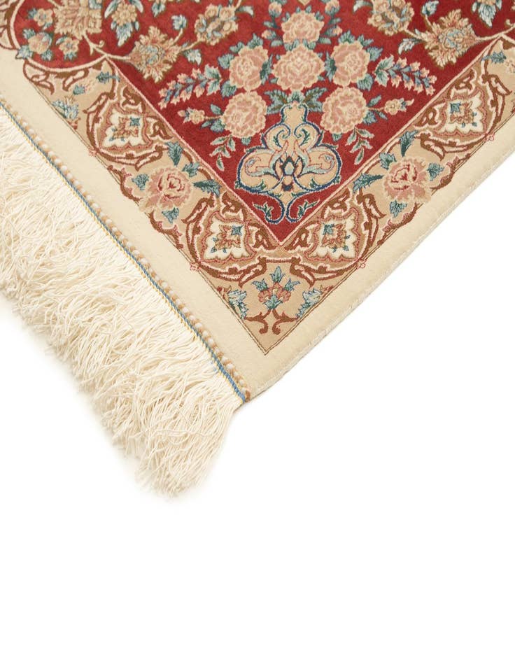 Detail image of 6' 4 x 9' 7 Ghom Design Rug