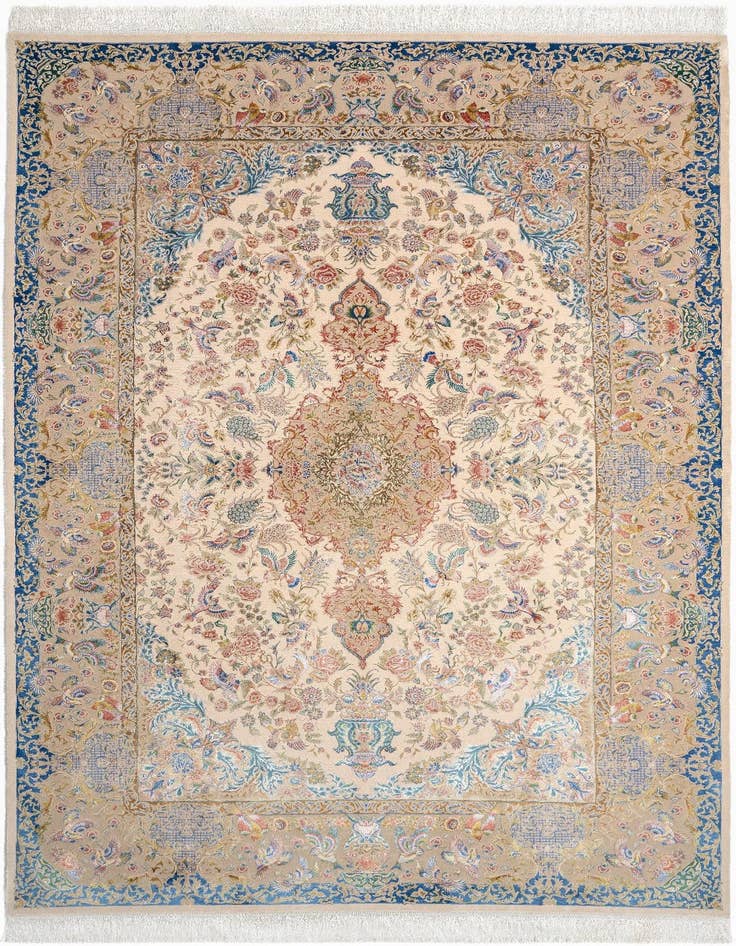 Detail image of 6' 7 x 9' 10 Ghom Design Rug