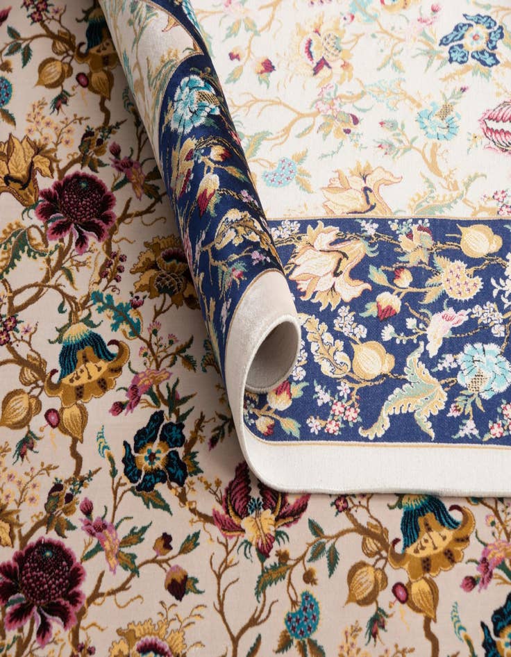 Detail image of 5' 11 x 9' 2 Ghom Design Rug