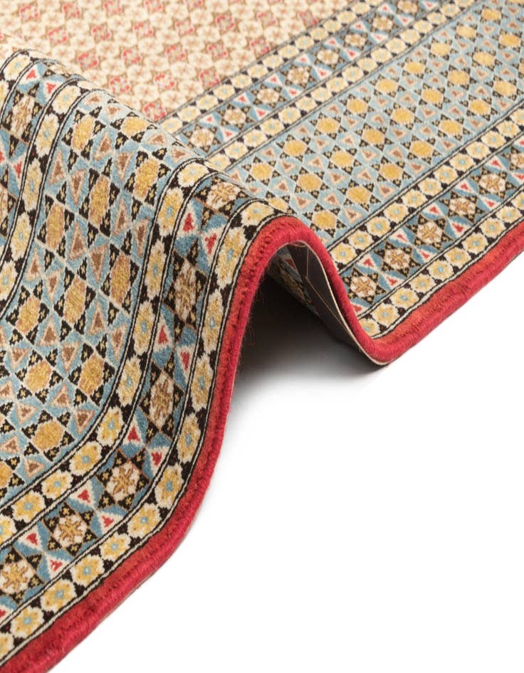 Detail image of 8' 10 x 12' 3 Ghom Rug