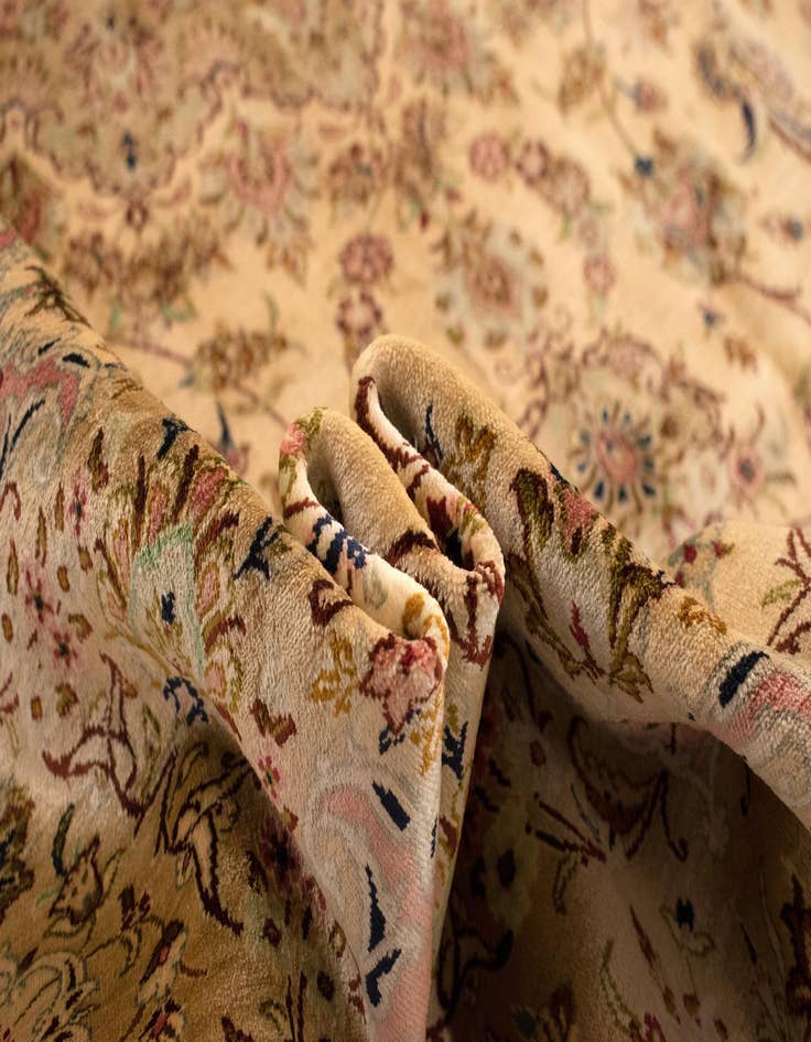 Detail image of 8' x 11' 3 Ghom Silk Rug