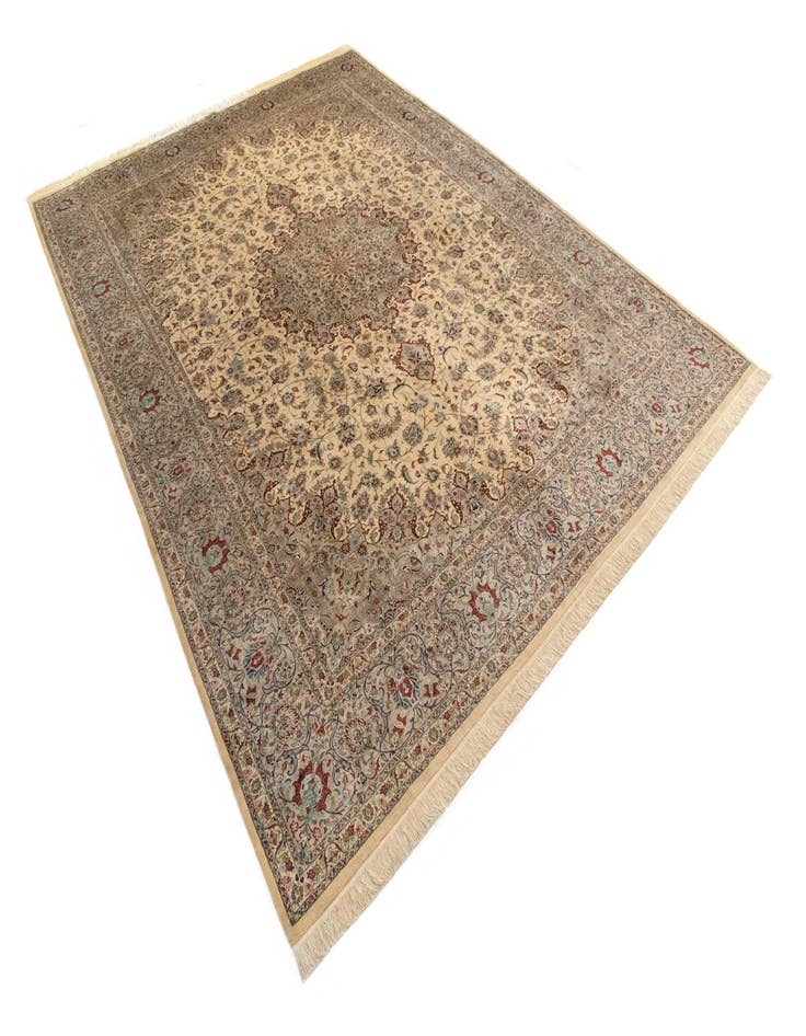 Detail image of 9' 9 x 13' 2 Ghom Silk Rug