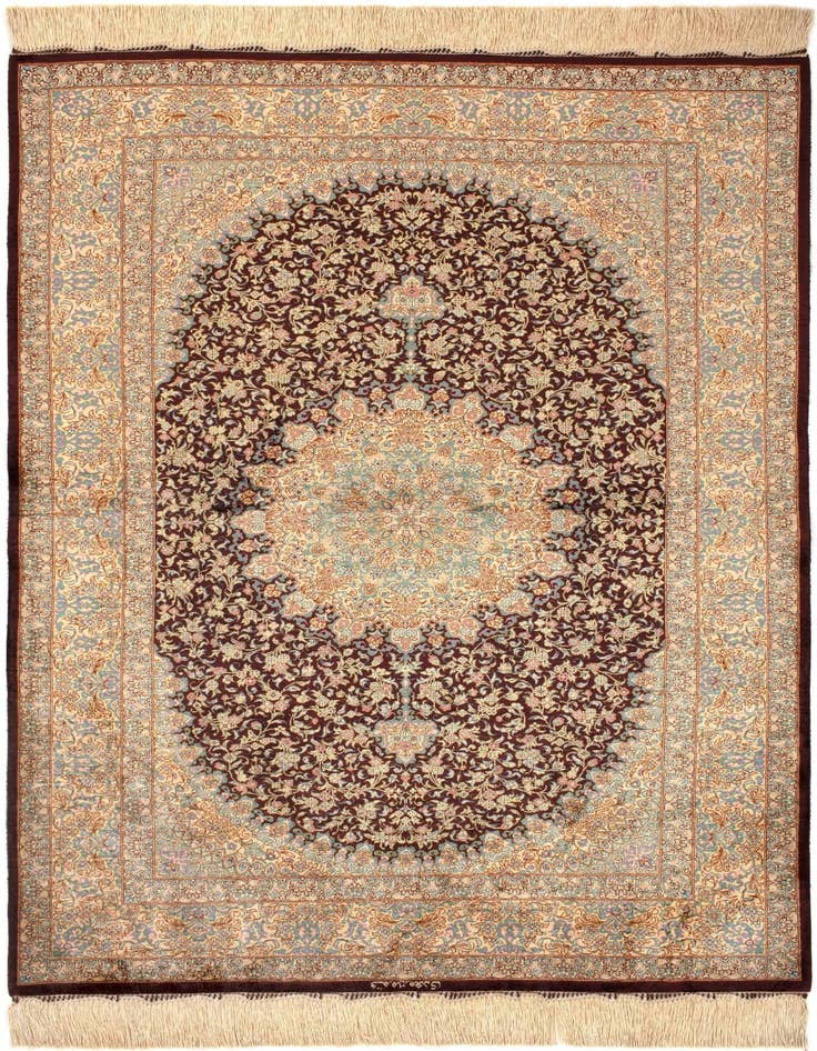 Detail image of 3' 4 x 5' Ghom Silk Rug