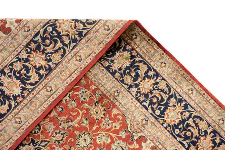 4' 7 x 6' 8 Ghom Silk Rug