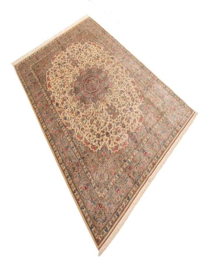 Detail image of 6' 8 x 9' 10 Ghom Silk Rug