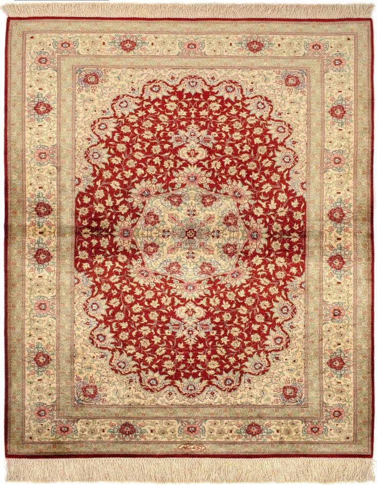 Detail image of 3' 3 x 4' 11 Ghom Silk Rug